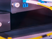 Na iTovo ni Lanshack e liu na Fiber Optic Cables.